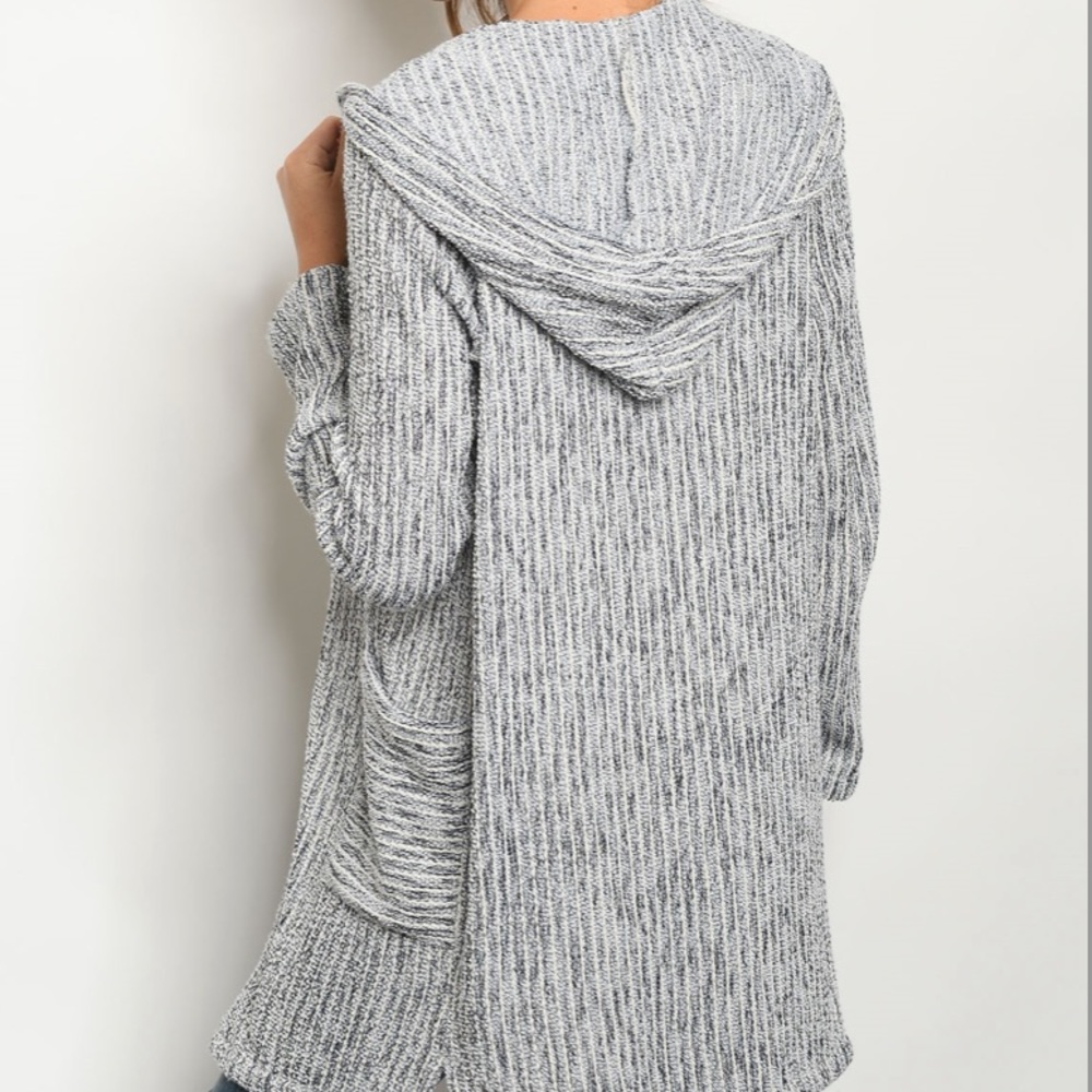 Last S • CHLOE-in Blue Ivory - Picture 2 of 5